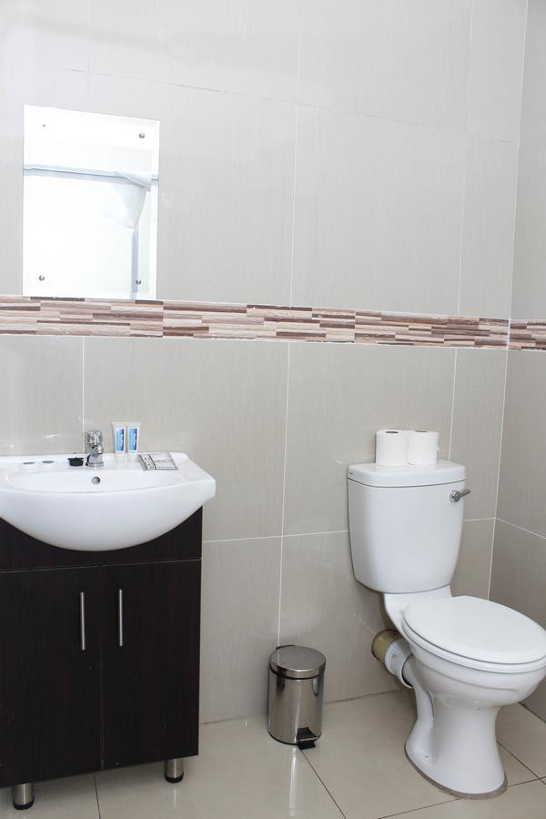 דורבן Bayside Hotel 100 Pixley Kaseme Street מראה חיצוני תמונה
